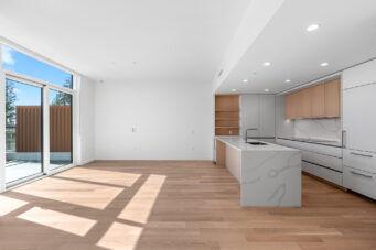 #209 – 3963 Uplands Way